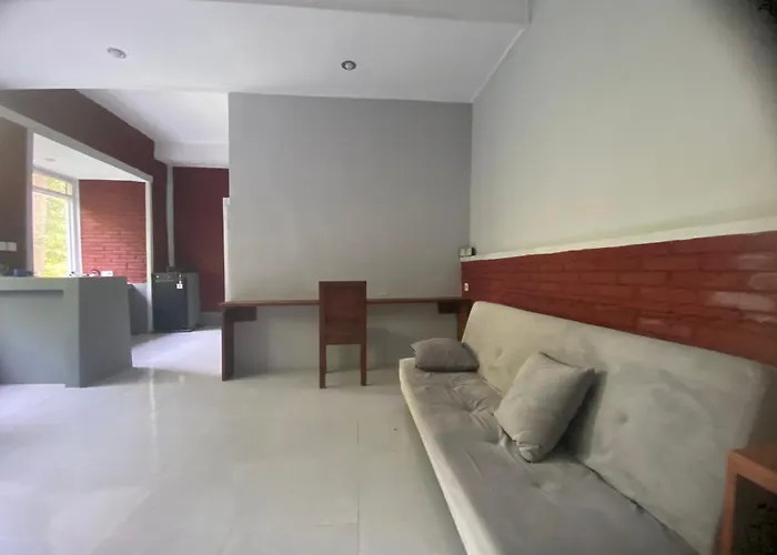Moning Junggel View Apartment Ubud